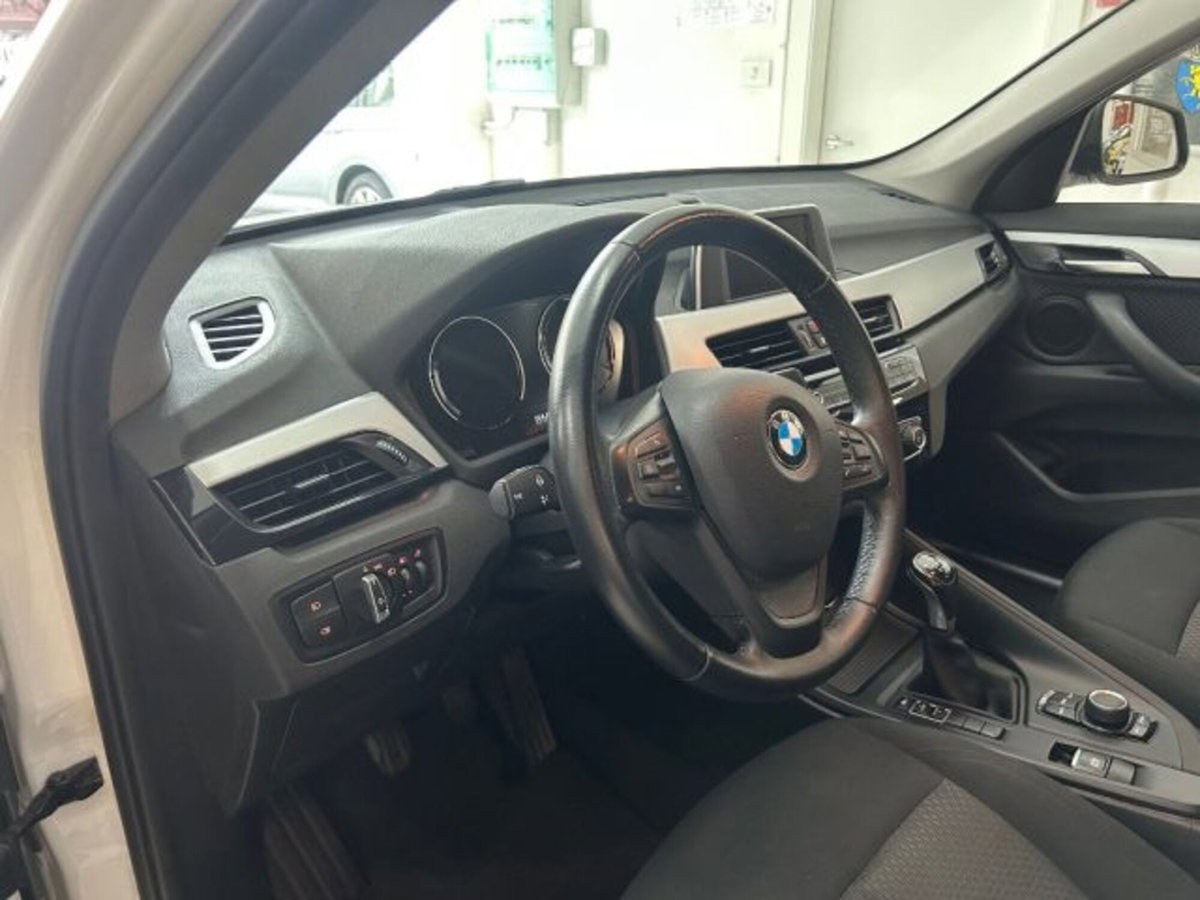 BMW X1 sDrive18i Advantage (7)
