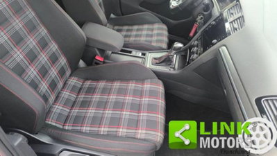 Volkswagen Golf GTI Performance 2.0 245 CV TSI DSG 5p. BMT (12)