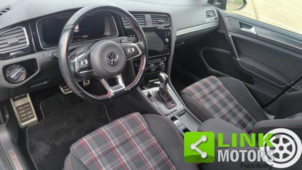 Volkswagen Golf GTI Performance 2.0 245 CV TSI DSG 5p. BMT (3)