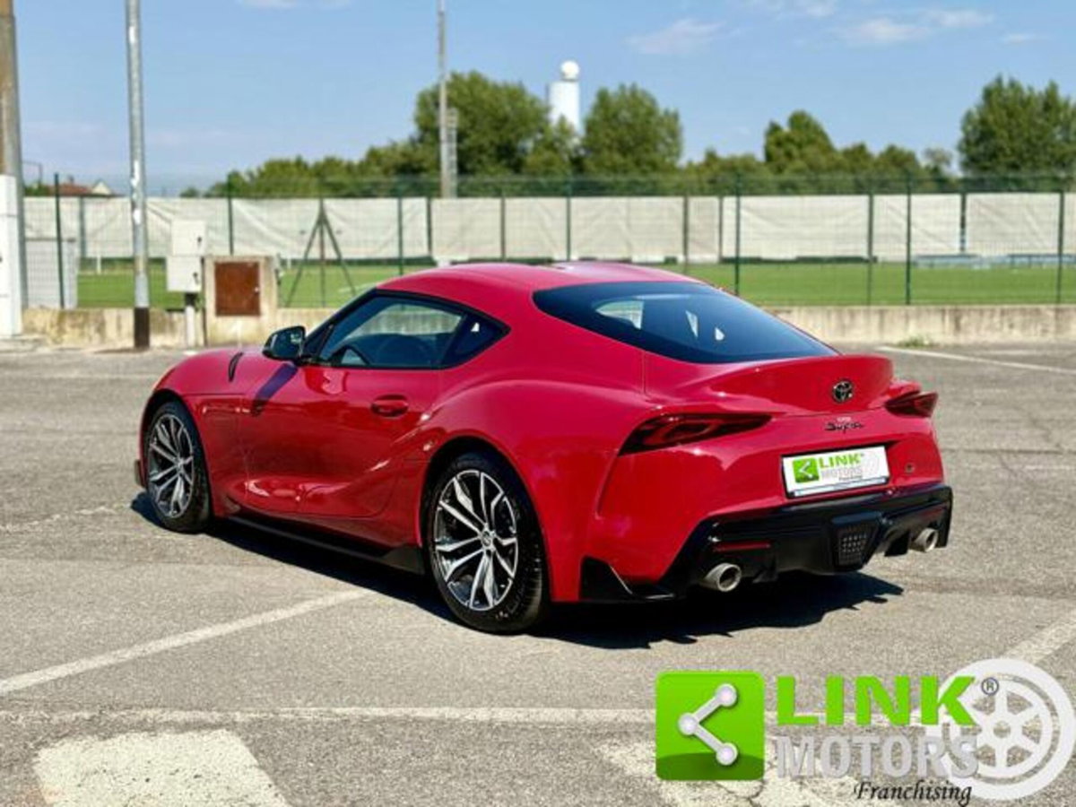 Toyota GR Supra Supra 2.0B A SZ-R (3)