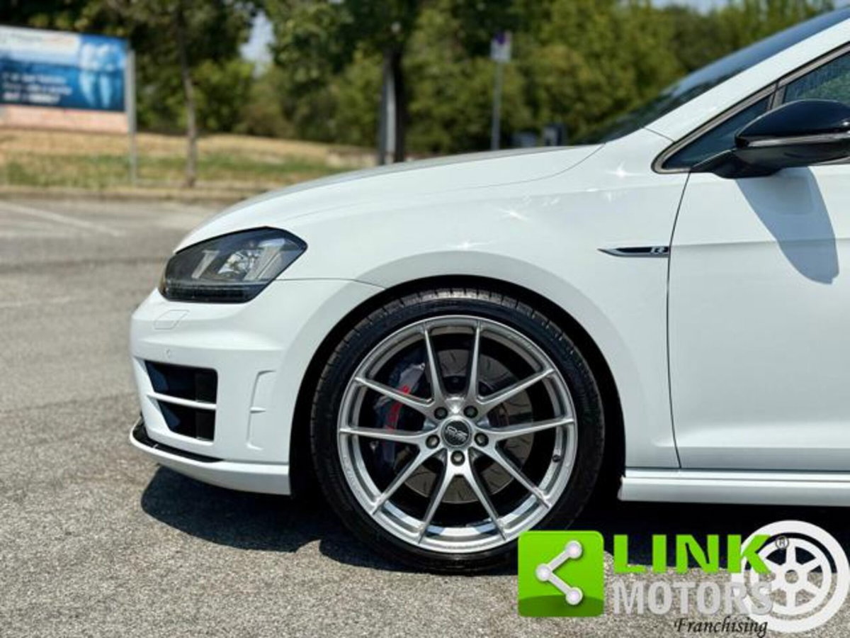 Volkswagen Golf R 2.0 TSI DSG 4MOTION 5p. BMT (15)