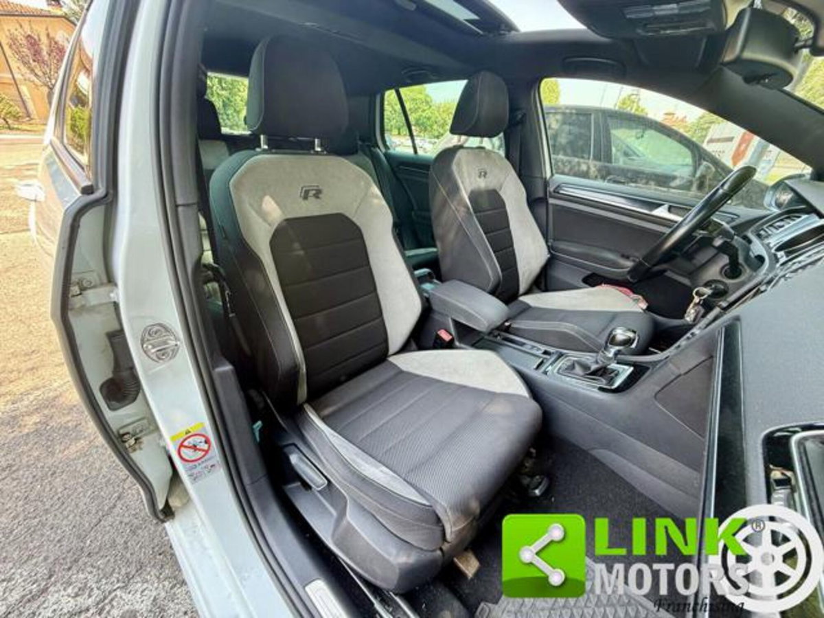 Volkswagen Golf R 2.0 TSI DSG 4MOTION 5p. BMT (18)