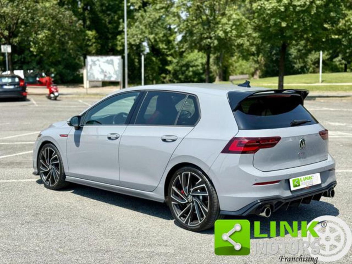 Volkswagen Golf GTI Performance 2.0 245 CV TSI 5p. BMT (3)