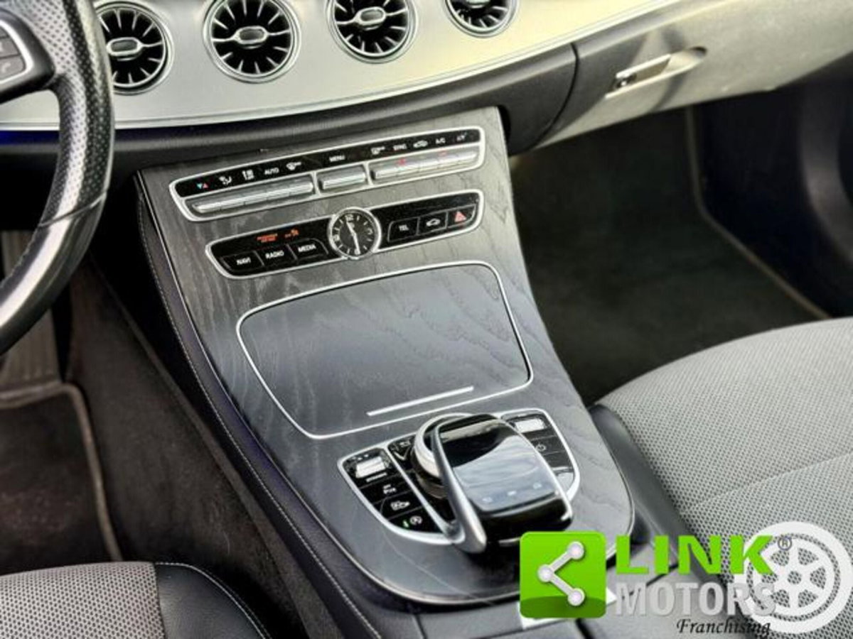 Mercedes-Benz Classe E Coupé 220 d Auto Business Sport (14)