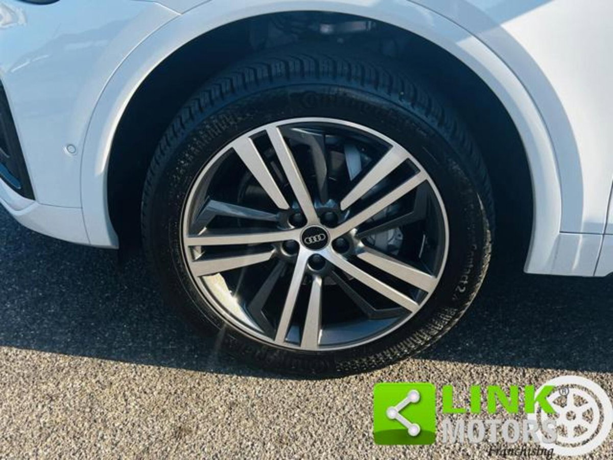Audi Q5 40 2.0 tdi mhev 12V S line quattro s-tronic (18)