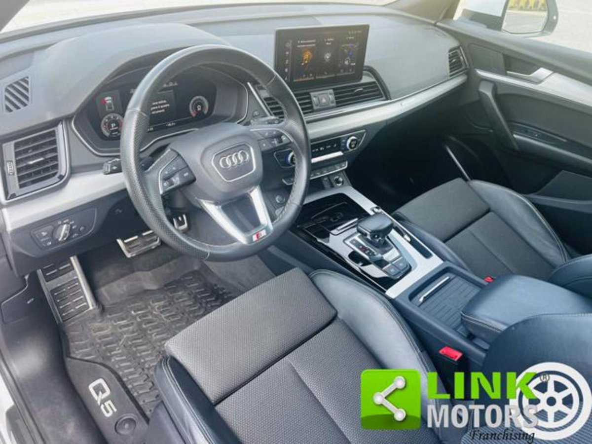 Audi Q5 40 2.0 tdi mhev 12V S line quattro s-tronic (2)