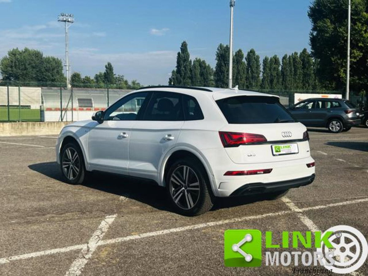 Audi Q5 40 2.0 tdi mhev 12V S line quattro s-tronic (3)