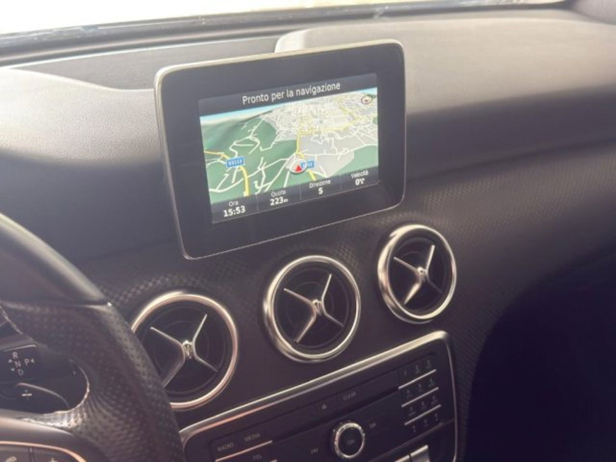 Mercedes-Benz Classe A 180 Sport (13)