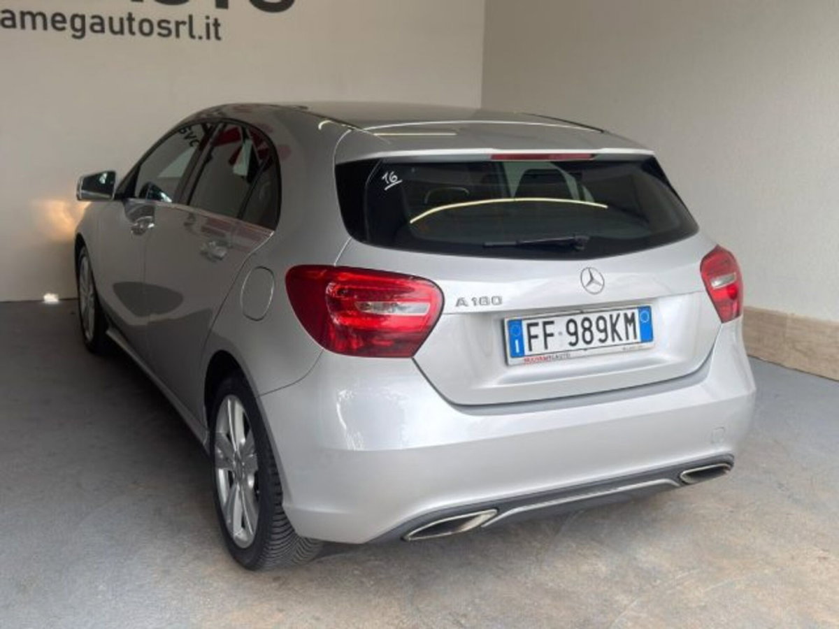 Mercedes-Benz Classe A 180 Sport (5)