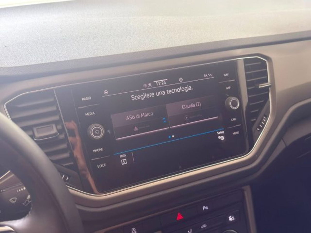 Volkswagen T-Roc 1.5 tsi Style (11)