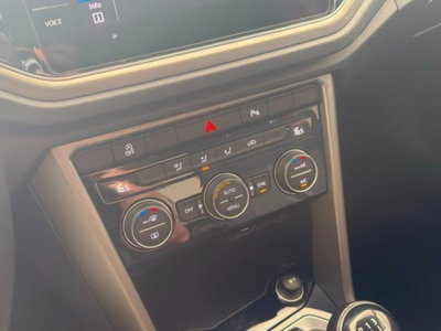 Volkswagen T-Roc 1.5 tsi Style (12)