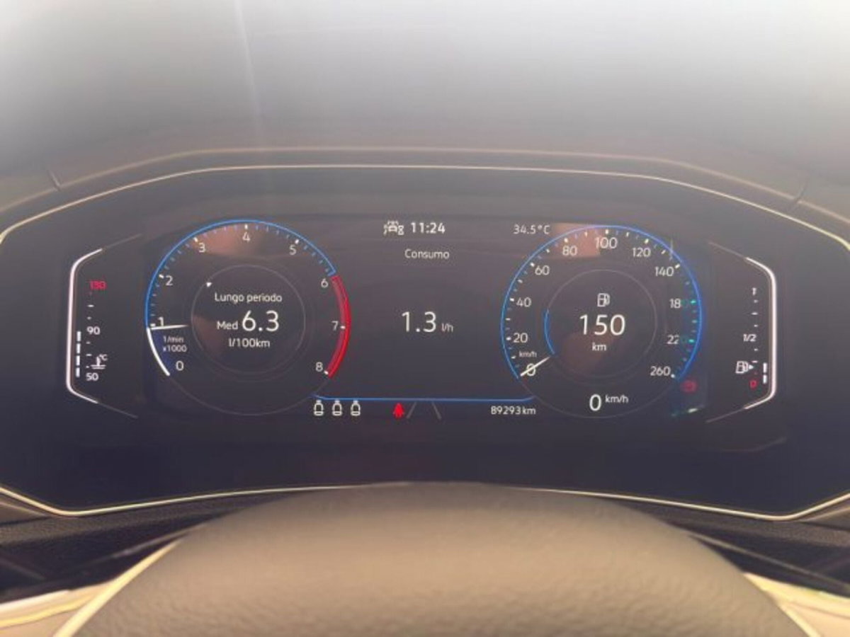 Volkswagen T-Roc 1.5 tsi Style (8)
