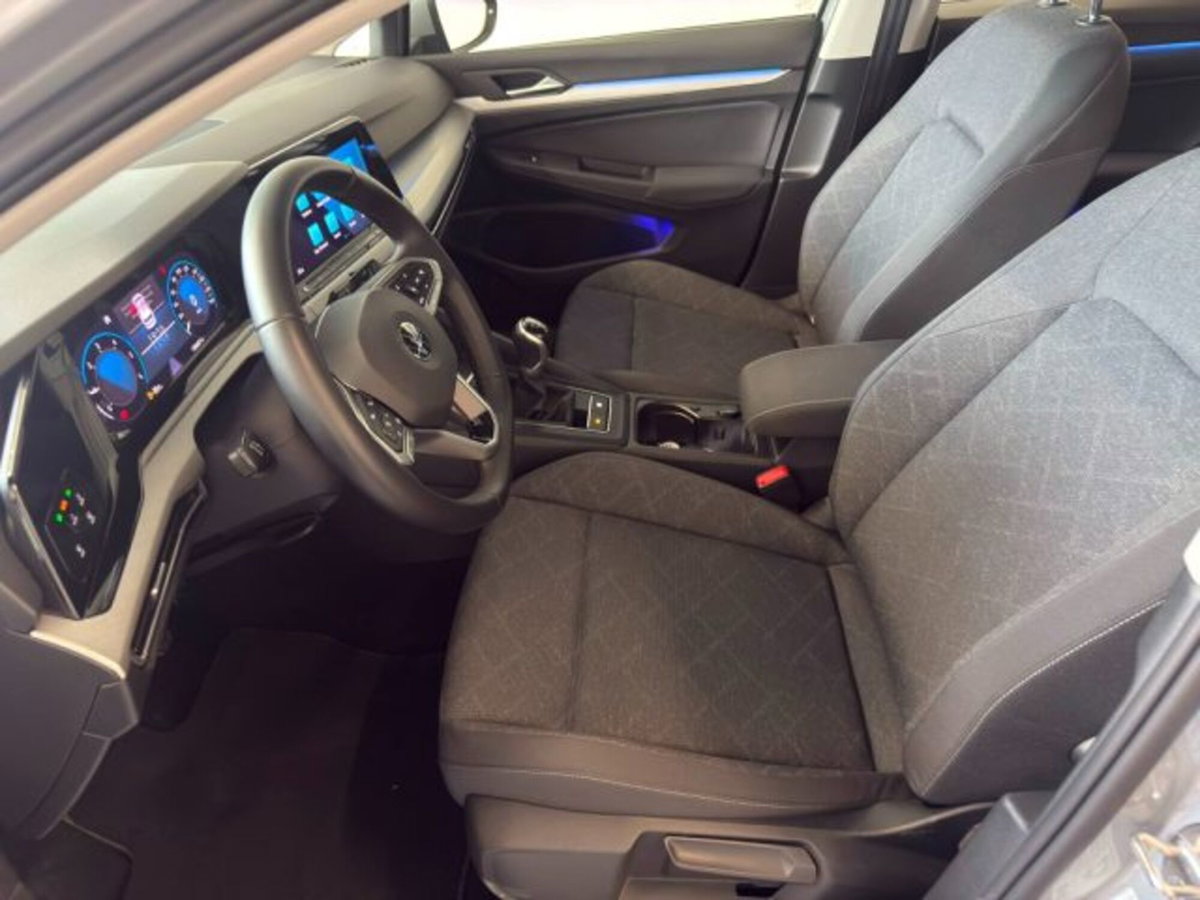 Volkswagen Golf Variant 2.0 TDI SCR DSG Life (11)