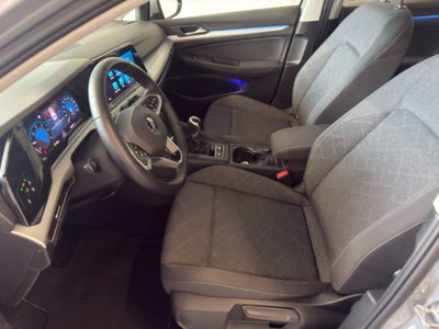 Volkswagen Golf Variant 2.0 TDI SCR DSG Life (11)