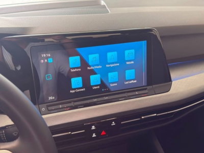 Volkswagen Golf Variant 2.0 TDI SCR DSG Life (15)