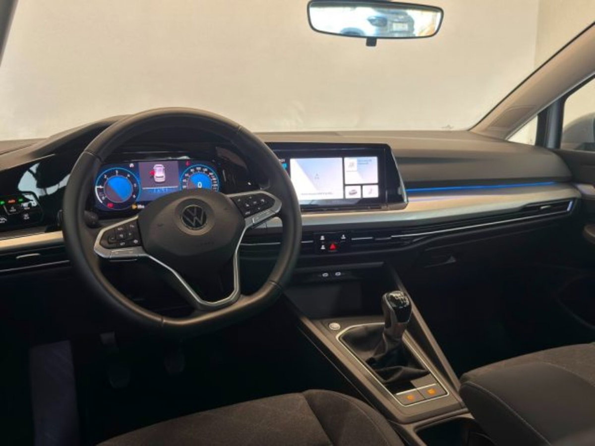 Volkswagen Golf Variant 2.0 TDI SCR DSG Life (18)