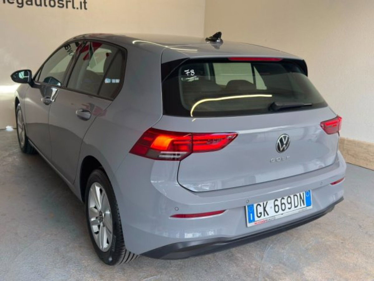 Volkswagen Golf Variant 2.0 TDI SCR DSG Life (20)