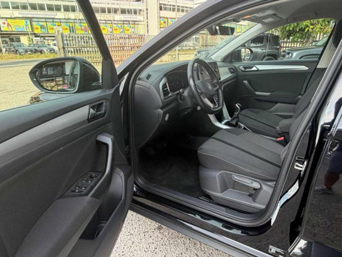 Volkswagen T-Roc 1.0 TSI Life (10)