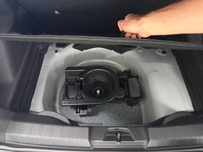 Jeep Avenger 1.2 turbo Altitude fwd 100cv (7)
