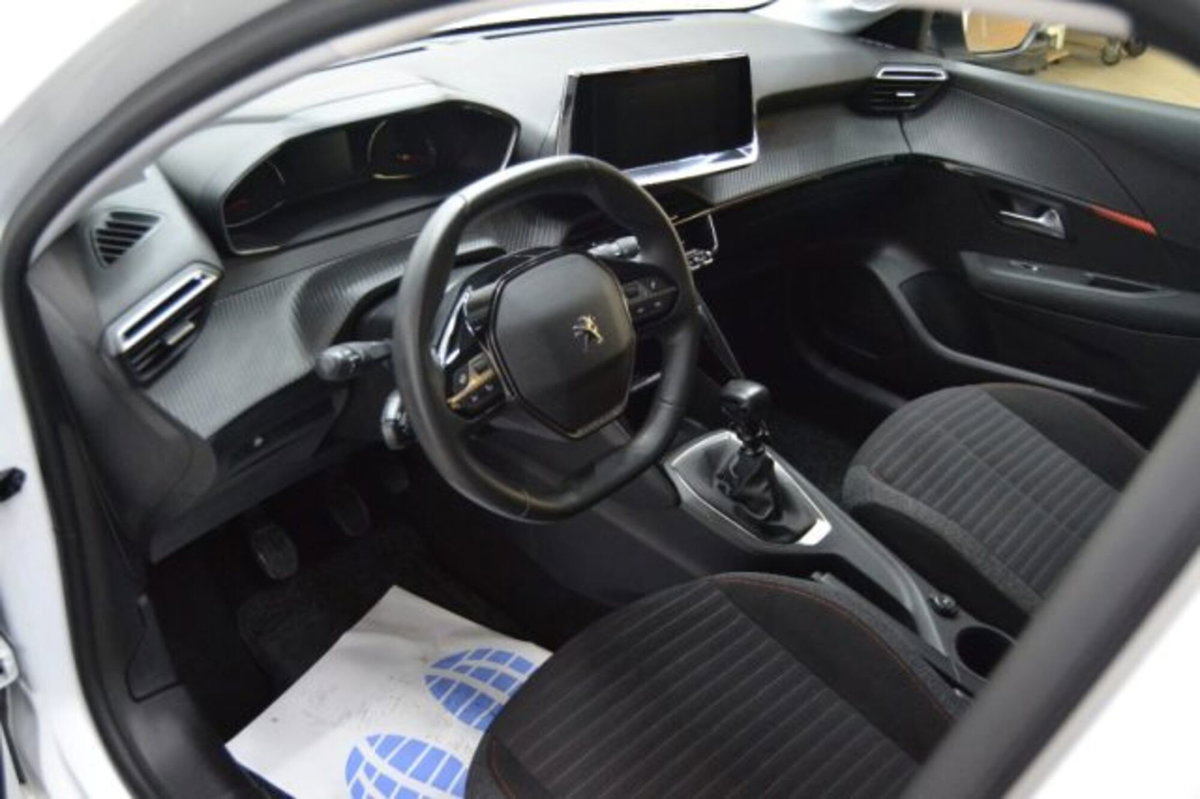 Peugeot 208 BlueHDi 100 Stop&Start 5 porte GT Pack (11)