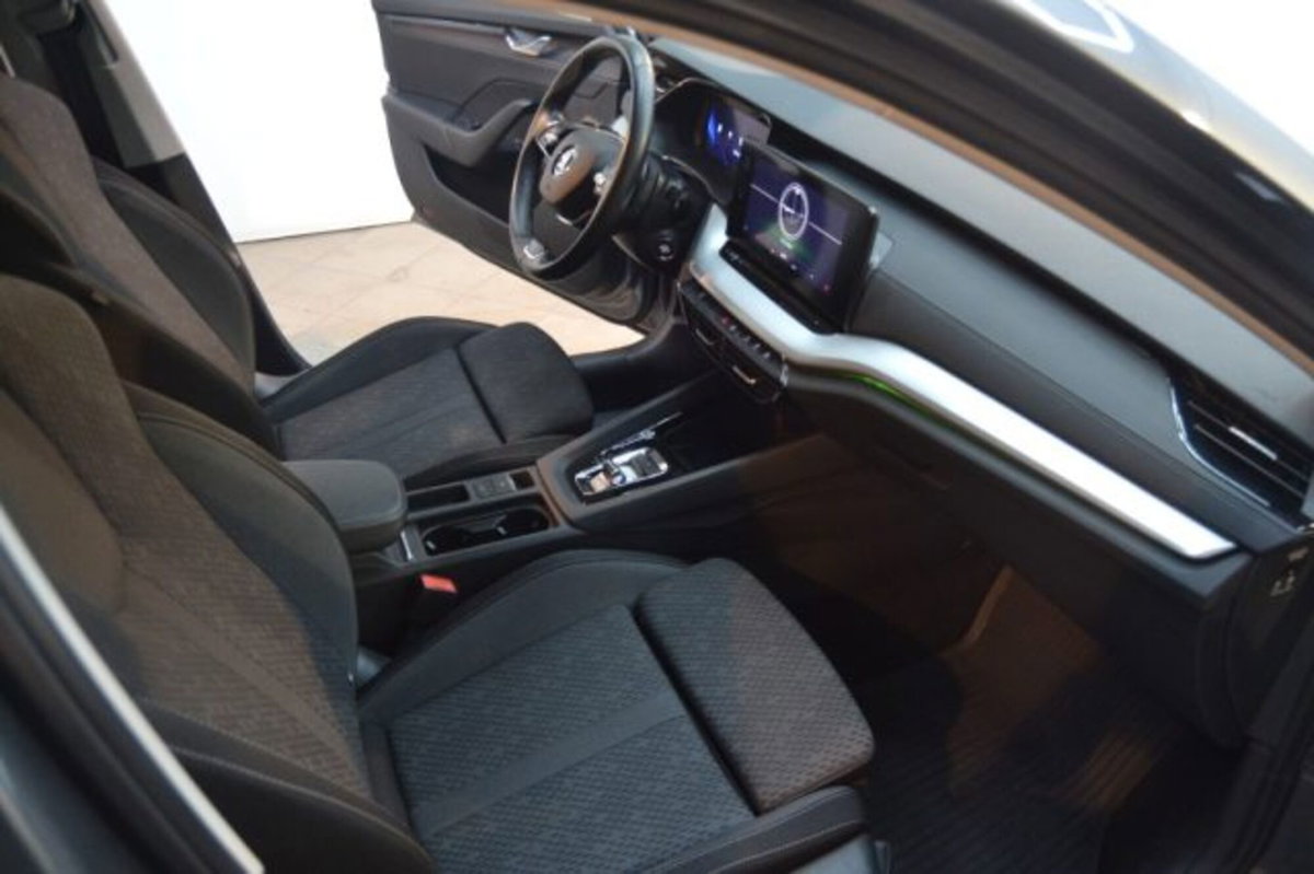 Skoda Octavia Station Wagon 2.0 TDI EVO SCR DSG Wagon Style (7)