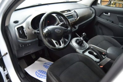 Kia Sportage 1.7 CRDI VGT 2WD Active (10)