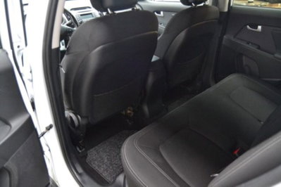 Kia Sportage 1.7 CRDI VGT 2WD Active (9)