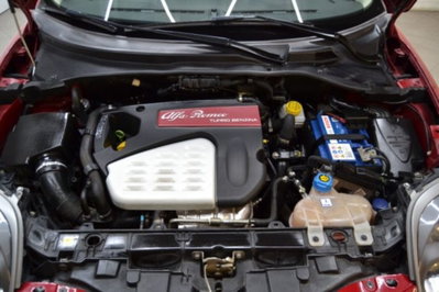 Alfa Romeo MiTo 1.4 T 120 CV GPL Distinctive (14)