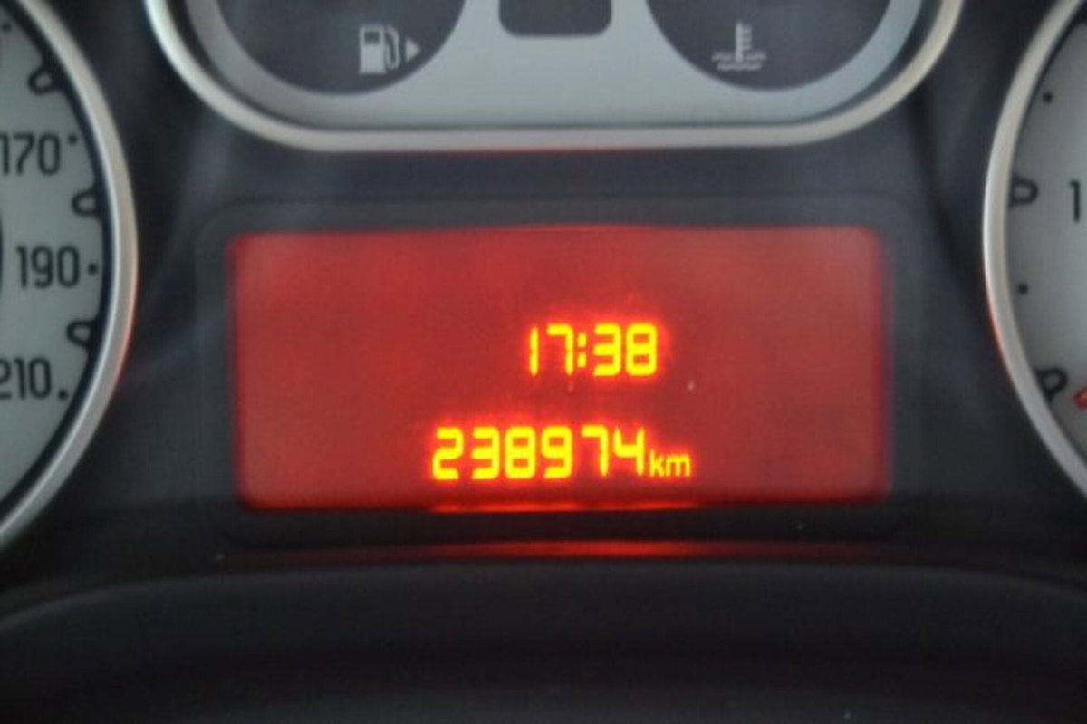 Fiat 500L 0.9 TwinAir Turbo Natural Power Lounge (12)