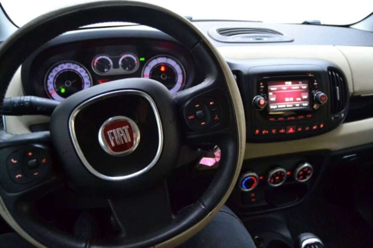 Fiat 500L 0.9 TwinAir Turbo Natural Power Lounge (13)