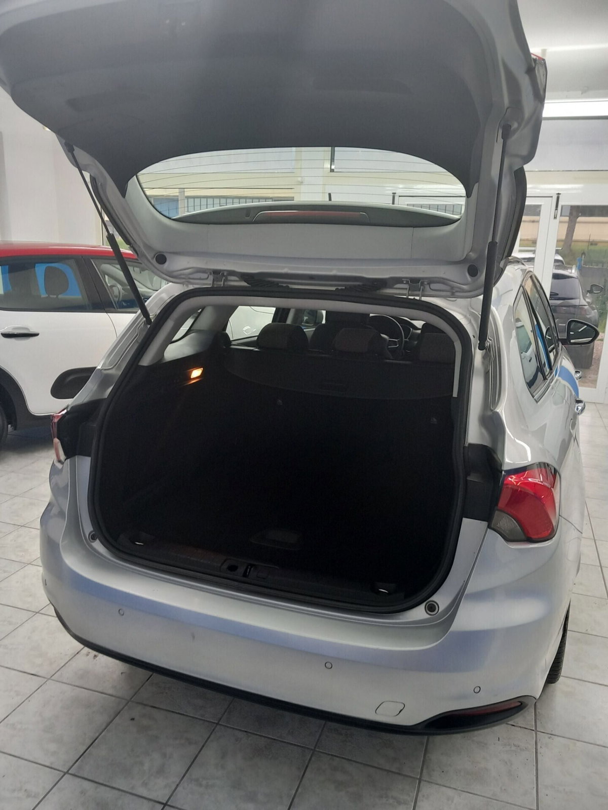 Fiat Tipo Station Wagon Tipo 1.6 Mjt S&S DCT SW Easy (16)