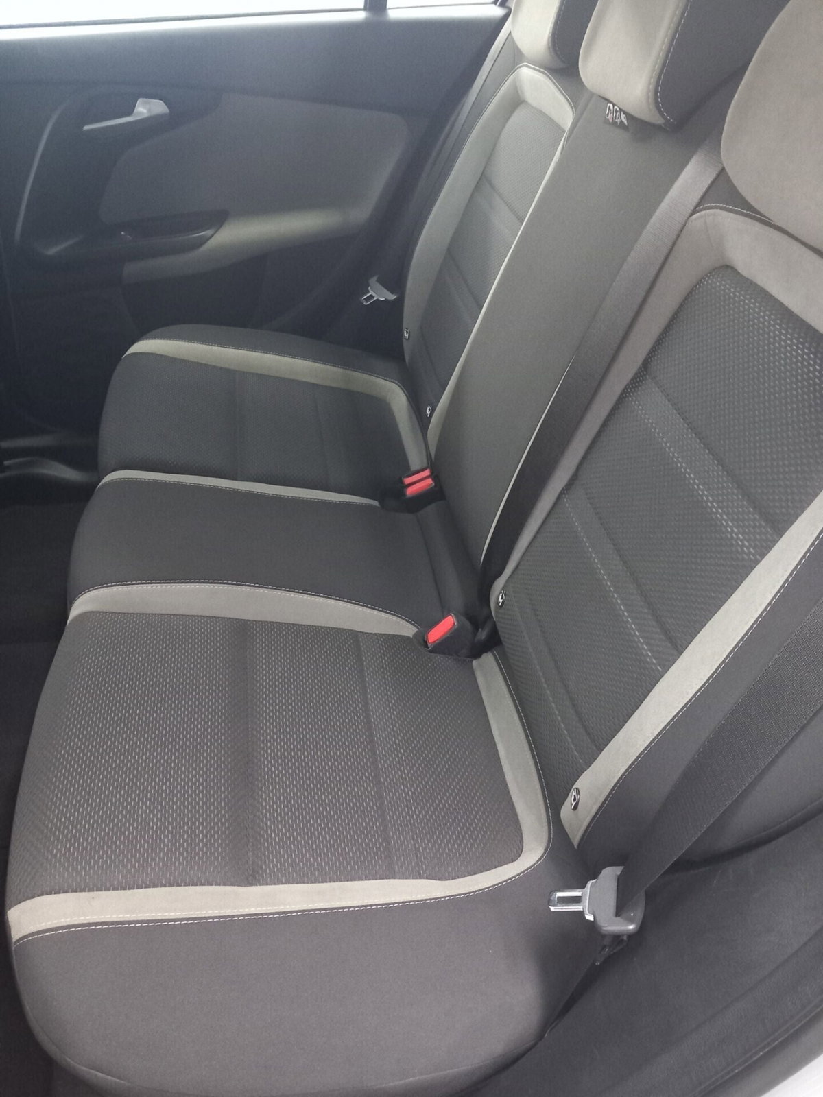 Fiat Tipo Station Wagon Tipo 1.6 Mjt S&S DCT SW Easy (17)