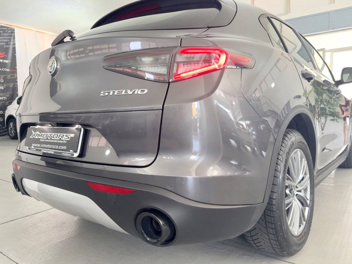 Alfa Romeo Stelvio Stelvio 2.2 Turbodiesel 160 CV AT8 RWD Super Business (13)