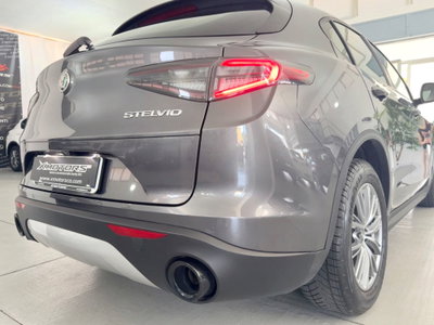 Alfa Romeo Stelvio Stelvio 2.2 Turbodiesel 160 CV AT8 RWD Super Business (13)