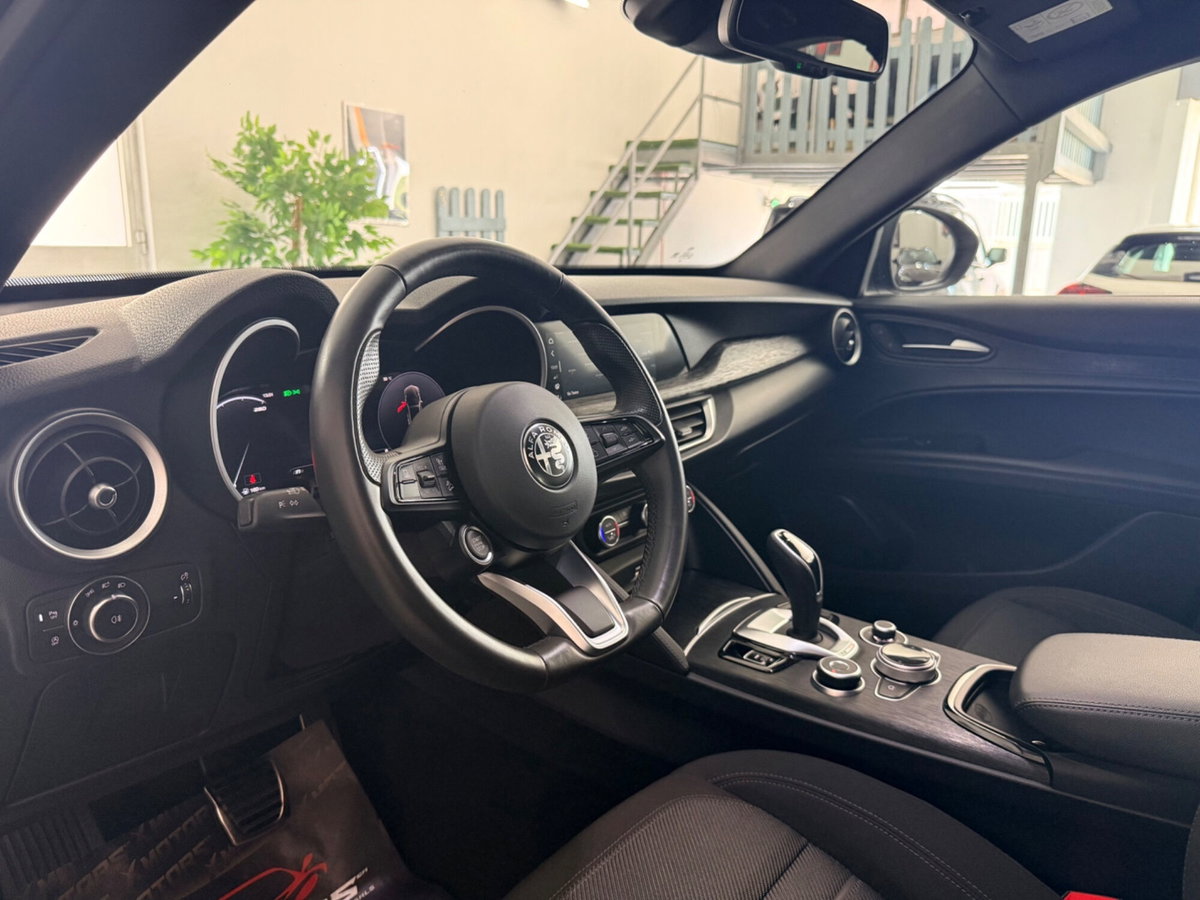 Alfa Romeo Stelvio Stelvio 2.2 Turbodiesel 160 CV AT8 RWD Super Business (19)