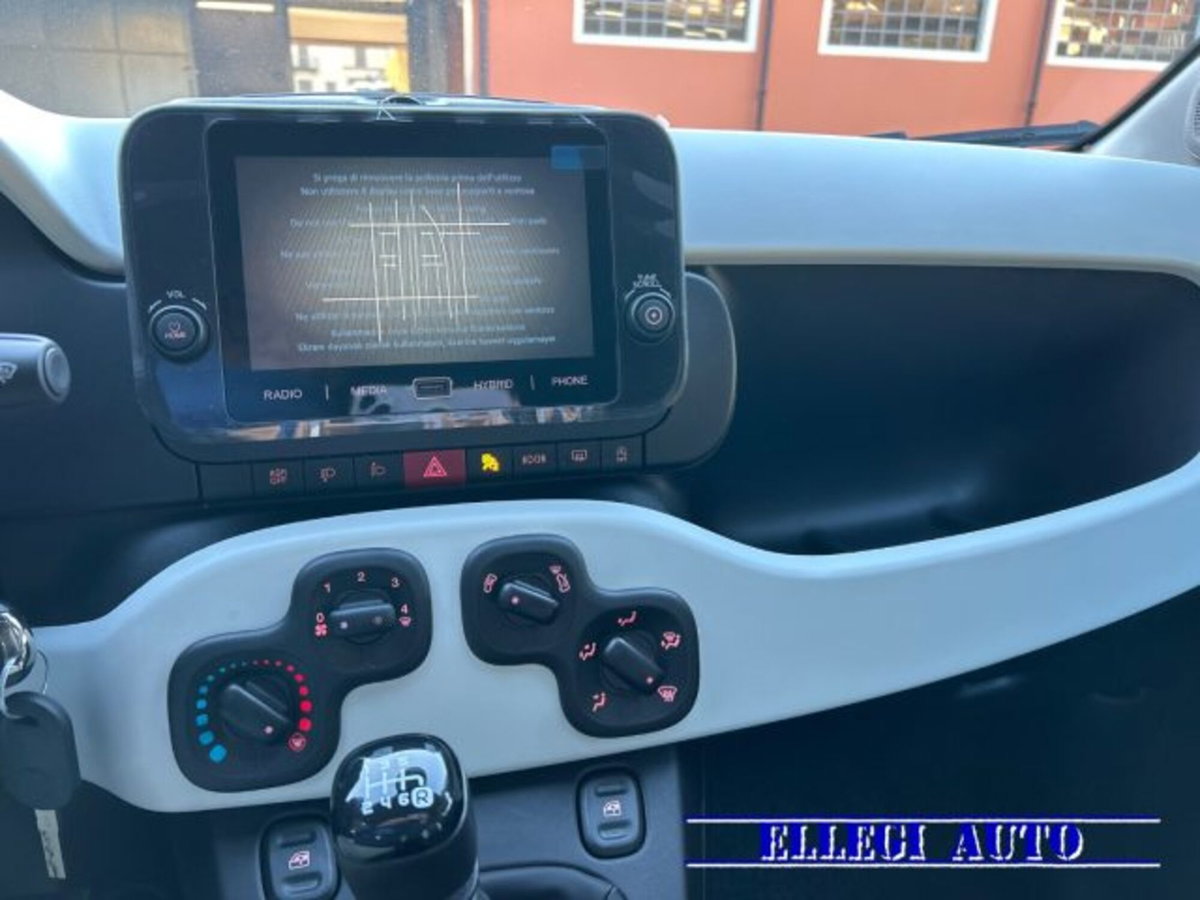 Fiat Pandina 1.0 firefly hybrid s&s 70cv (13)