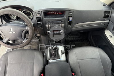 Mitsubishi Pajero 3.2 DI-D 16V 3p. Invite DPF (12)