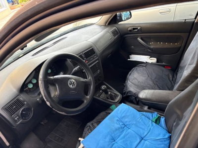 Volkswagen Golf 1.9 TDI/101 CV cat 3p. Comfortline (6)