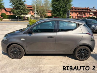 Lancia Ypsilon 1.2 69 CV 5 porte Elle (17)