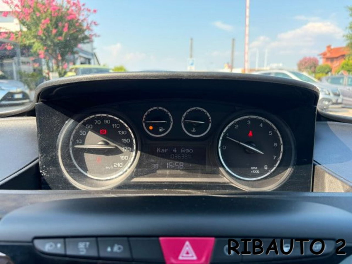 Lancia Ypsilon 1.2 69 CV 5 porte Elle (5)