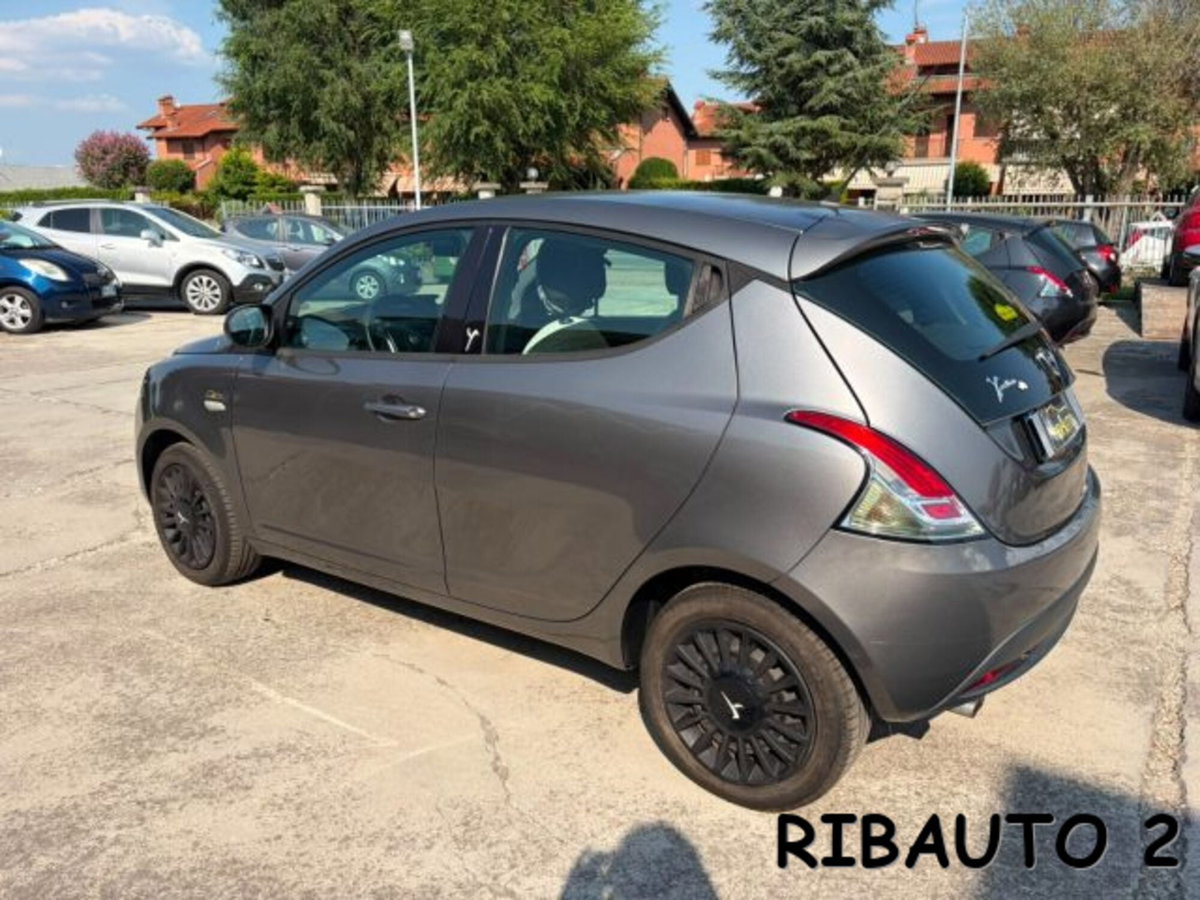 Lancia Ypsilon 1.2 69 CV 5 porte Elle (7)