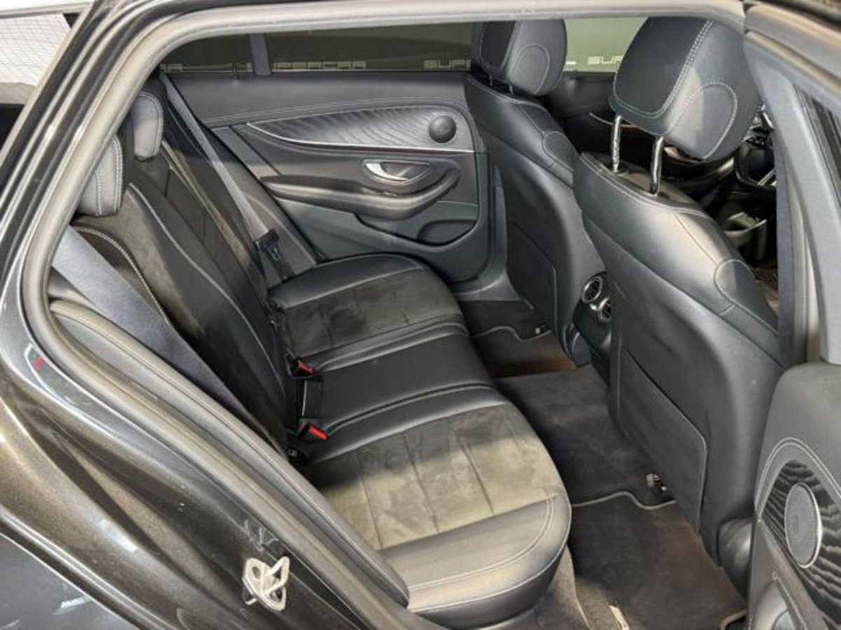 Mercedes-Benz Classe E Station Wagon 220 d Auto AMG Line (13)
