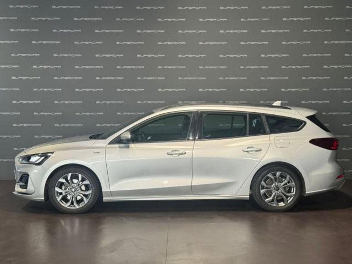 Ford Focus Station Wagon 1.5 EcoBlue 115 CV automatico SW ST-Line Design (5)