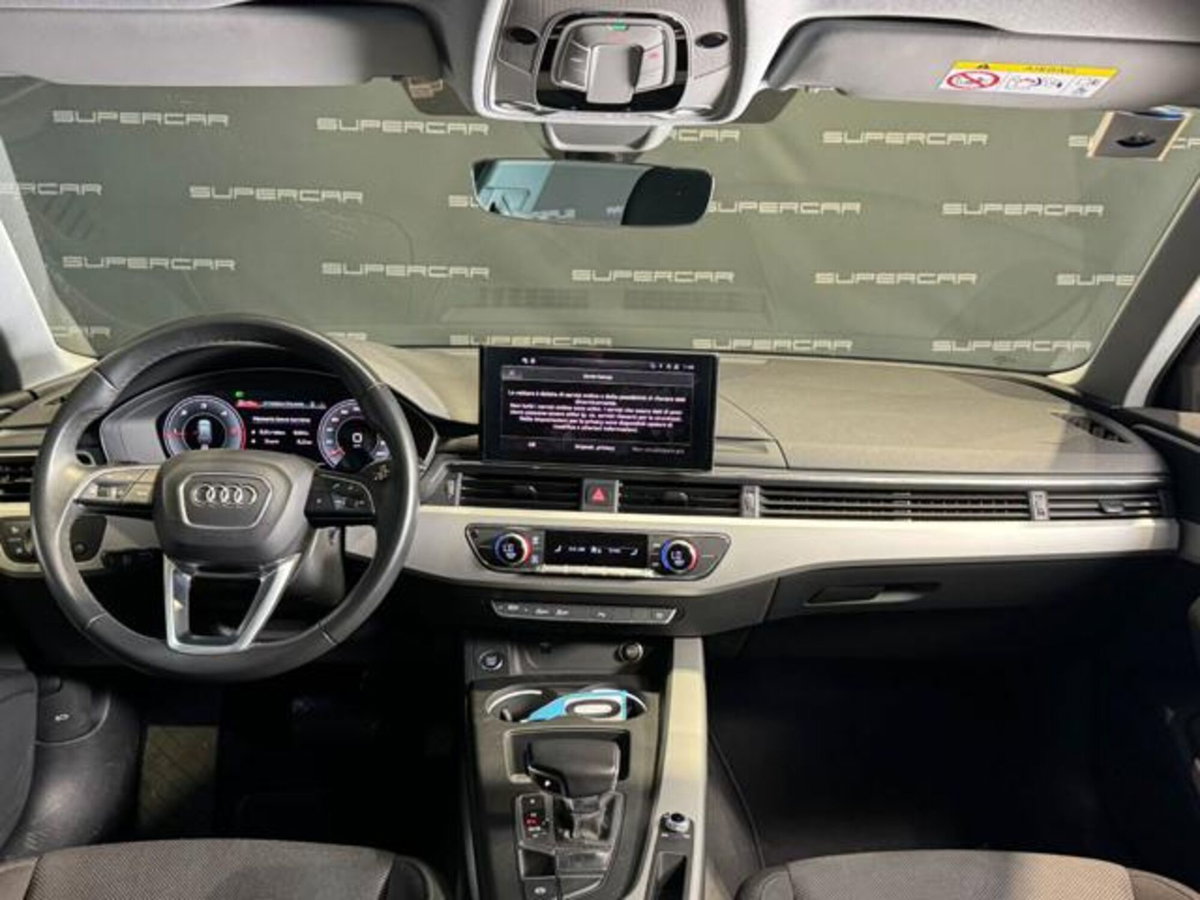 Audi A4 Avant 30 TDI/136 CV S tronic Business Advanced (9)