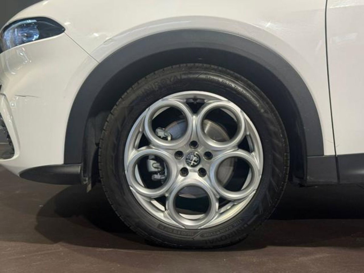Alfa Romeo Tonale 1.6 Sprint 130cv tct6 (8)