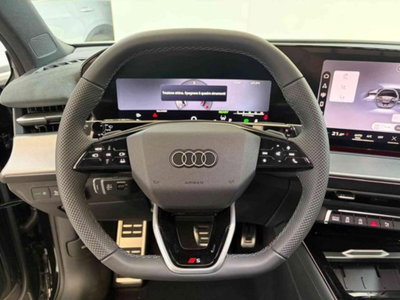 Audi Q3 Sportback 40 2.0 tdi Identity Black quattro 193cv s-tronic (6)