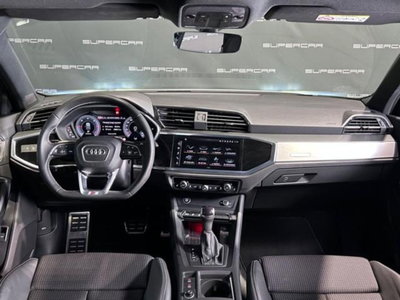 Audi Q3 35 2.0 tdi Identity Black s-tronic (10)