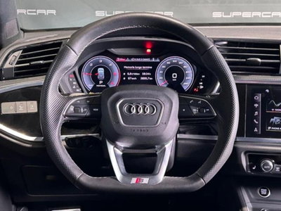 Audi Q3 35 2.0 tdi Identity Black s-tronic (11)