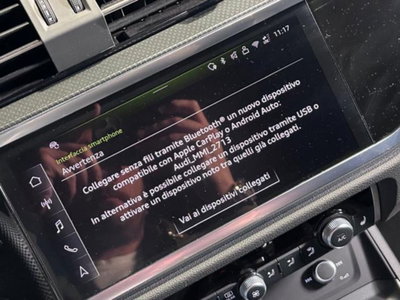 Audi Q3 35 2.0 tdi Identity Black s-tronic (15)