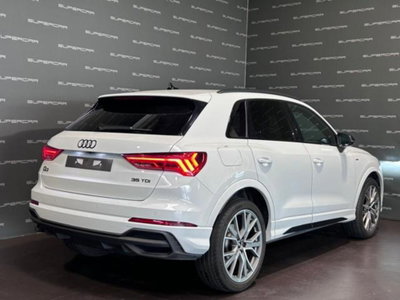 Audi Q3 35 2.0 tdi Identity Black s-tronic (3)